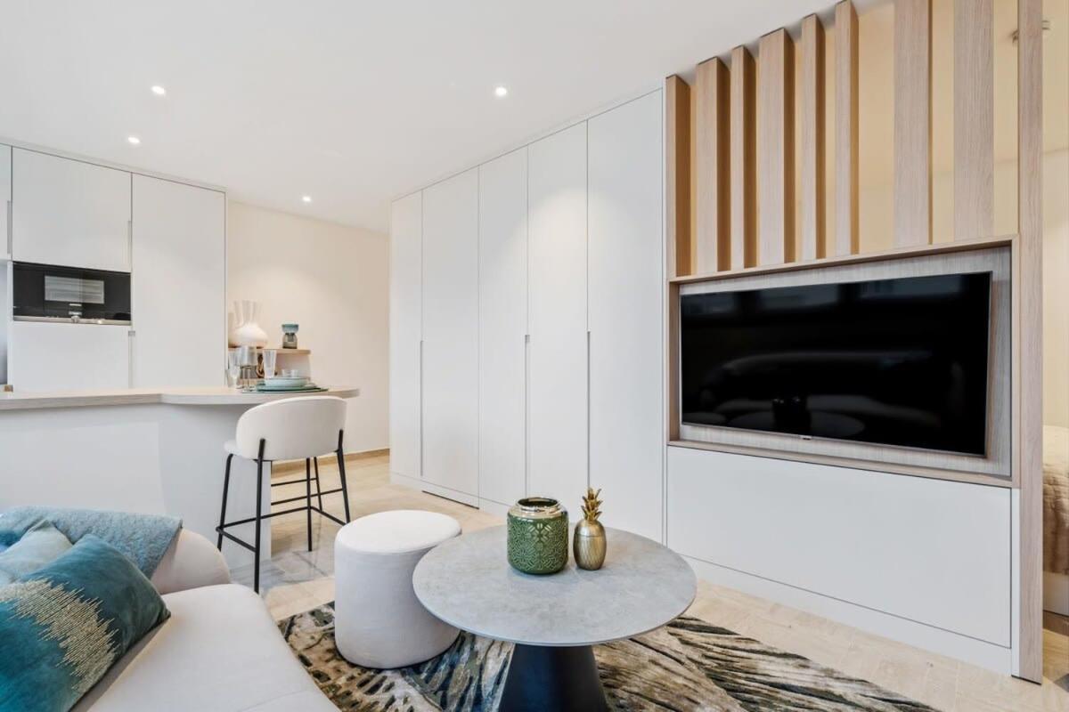 Modern Studio With King Bed, Walk To Attractions 卢森堡 外观 照片